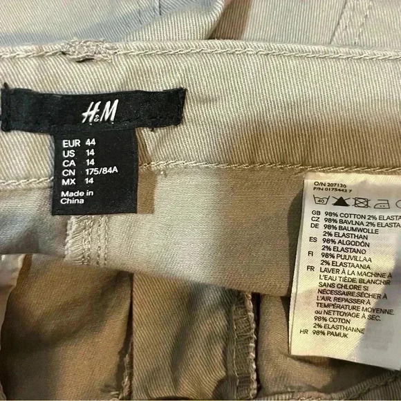 H&M‎ COOL ACCENT KHAKI DENIM SHORTS AZTEC GREEN & WHITE EMBROIDERED BOHO SZ 14 - Picture 4 of 7